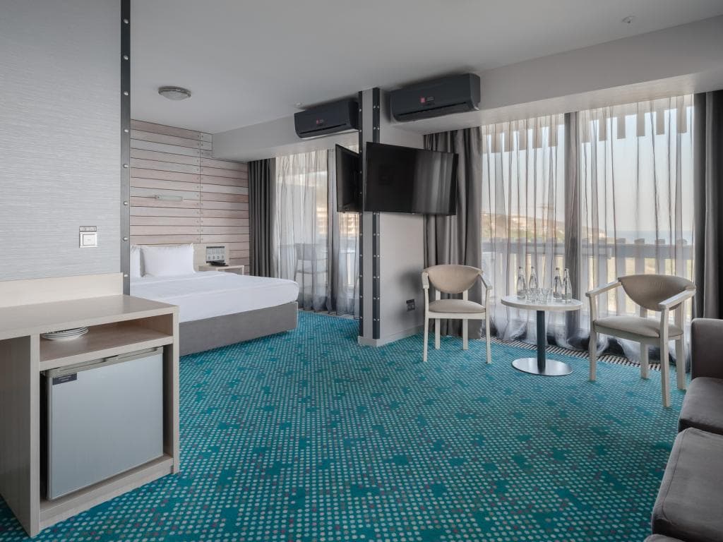 Yalta Intourist (Ялта Интурист) фото 8