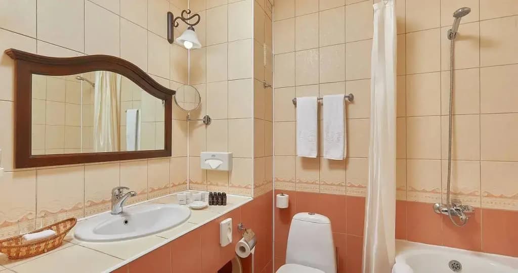 Двухместный номер Улучшенный c 1 комнатой с балконом 2 отдельные кровати фото 4