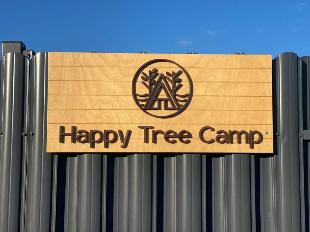 Happy Tree Camp (Хэппи Три Кемп) фото 1