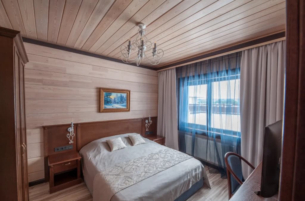 Коттедж Морозные узоры с 2 спальнями фото 3