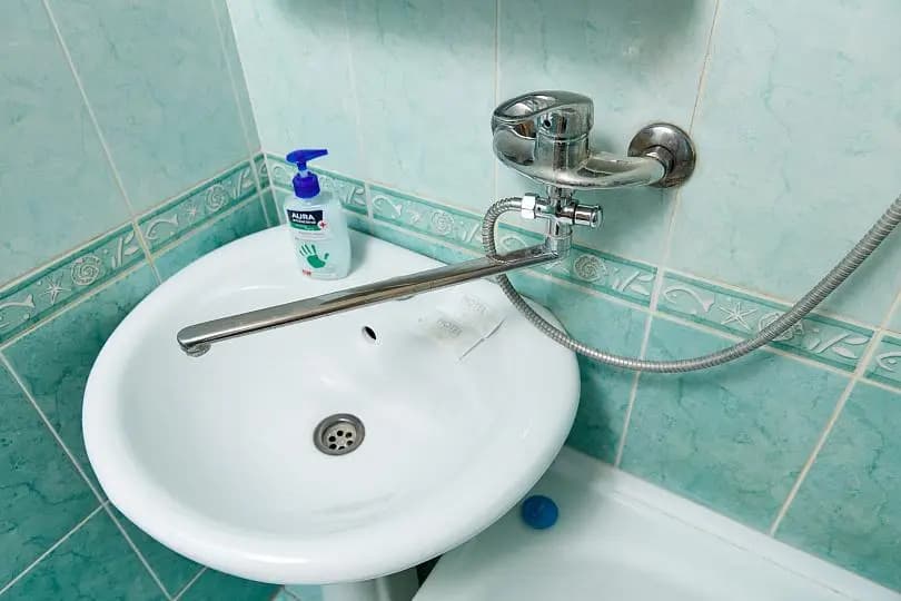 Двухместный номер Standard с балконом (2 отдельные кровати) фото 3