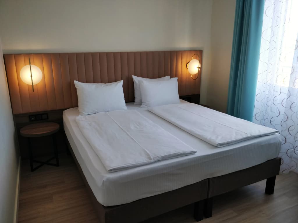 Двухместный номер Standard Superior 19 кв.м. с балконом двуспальная кровать фото 10
