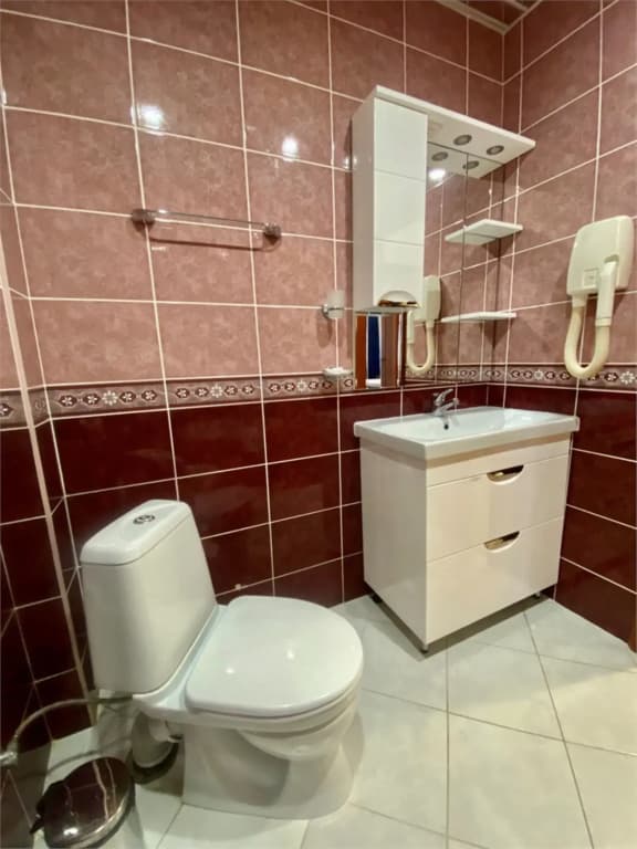 Двухместный номер (главный корпус) Standard с балконом и с боковым видом на море двуспальная кровать фото 6