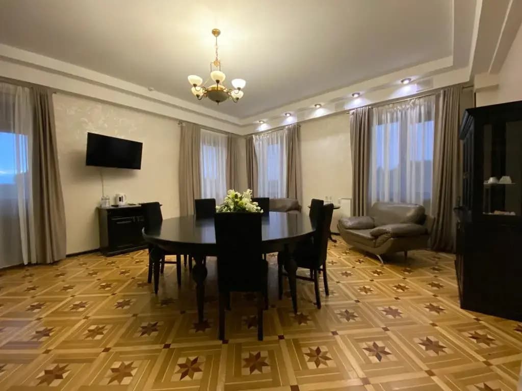 Люкс Premium с 2 комнатами с балконом и с красивым видом из окна фото 2