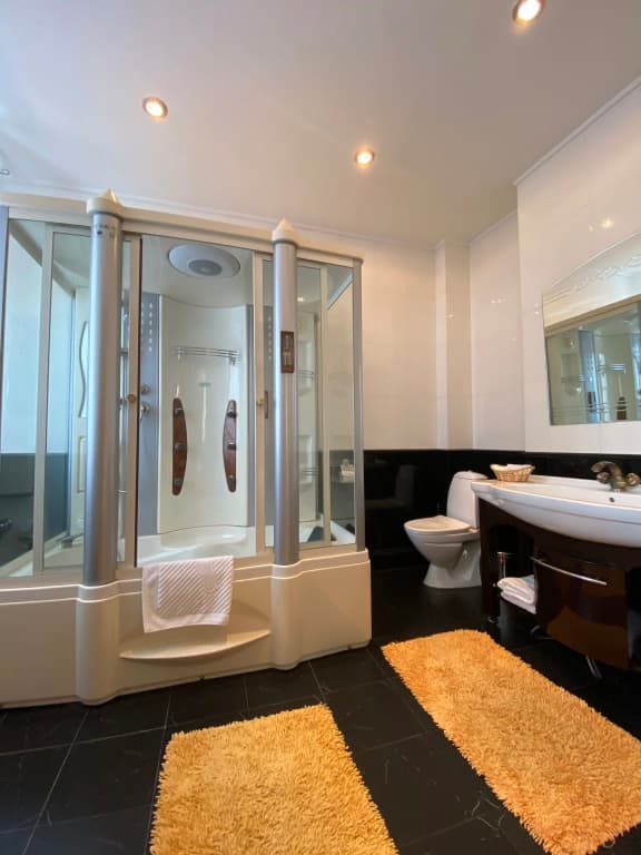VIP Коттедж с балконом и с красивым видом из окна фото 5
