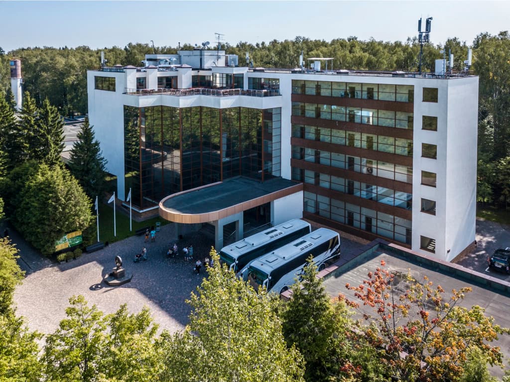 Отель Arthurs Spa Hotel By Mercure фото 2