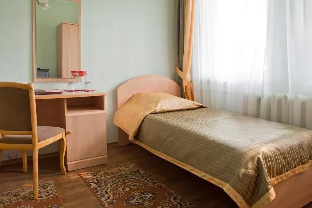 Двухместный номер Стандарт (2 отдельные кровати) фото 2