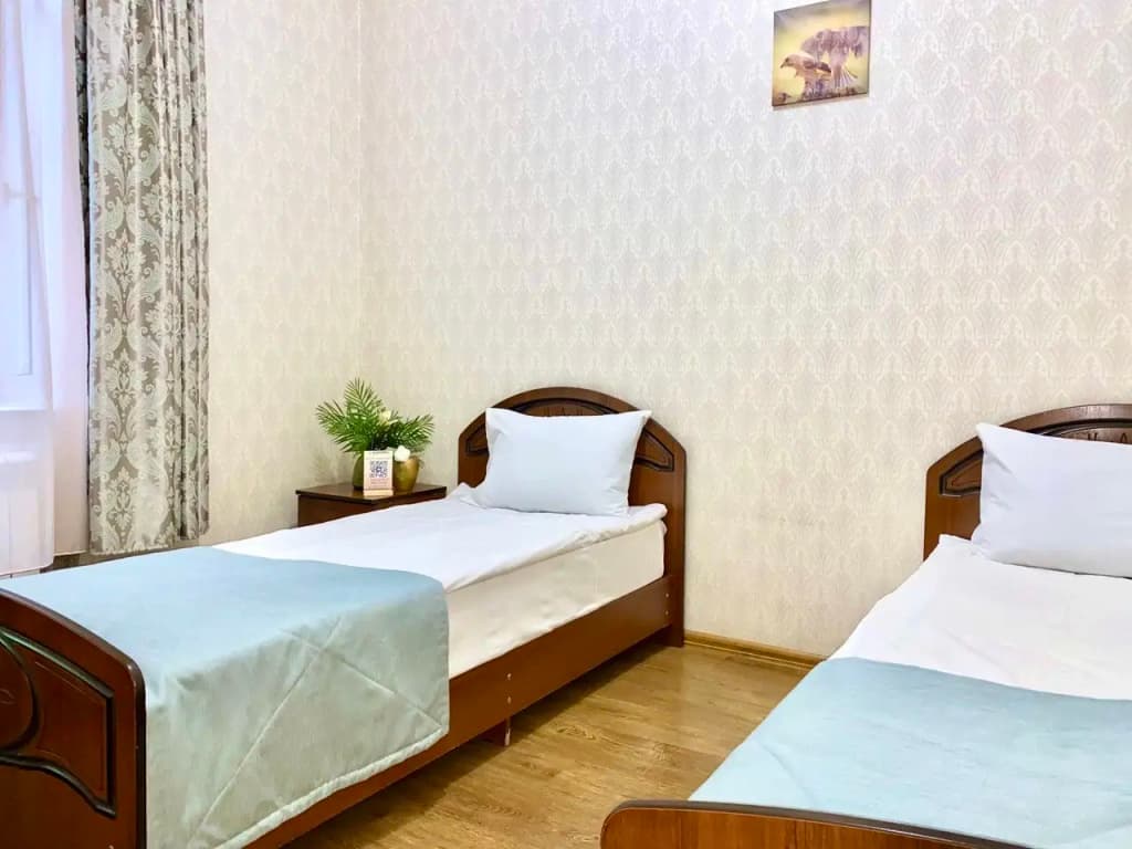 Двухместный номер Стандартный (2 отдельные кровати) фото 1