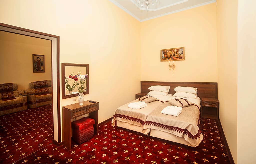 Двухместный люкс с 2 комнатами с балконом фото 5