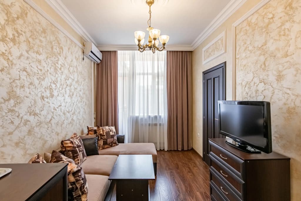 Люкс с 2 комнатами с балконом и с красивым видом из окна фото 1