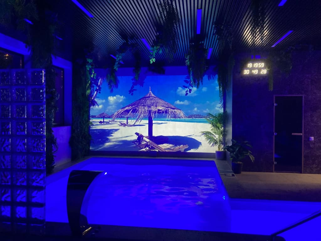 Квартира Дизайн-Студия Белая со SPA Комплексом с Бассейном фото 6