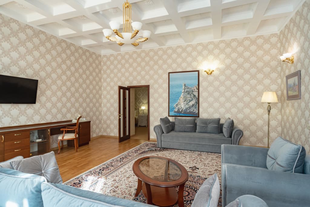 Люкс VIP с балконом и с видом на море фото 2