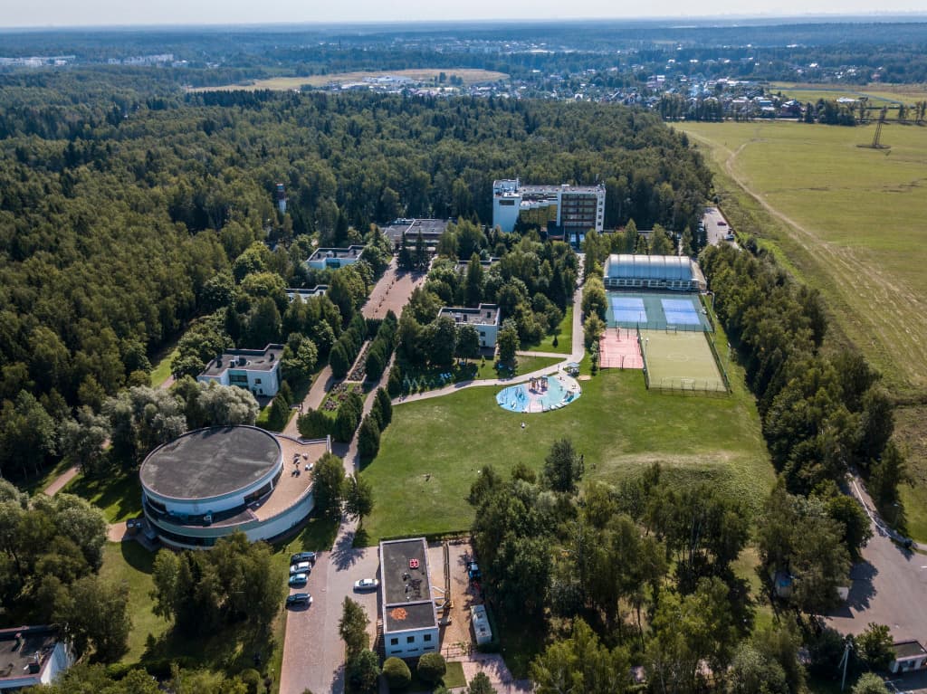 Отель Arthurs Spa Hotel By Mercure фото 3