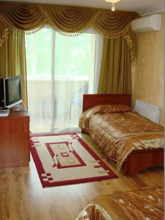 Двухместный номер Standard с балконом (2 отдельные кровати) фото 7