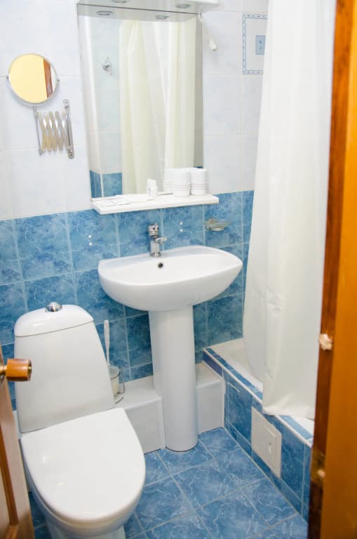 Двухместный номер Standard с балконом и с красивым видом из окна (2 отдельные кровати) фото 4