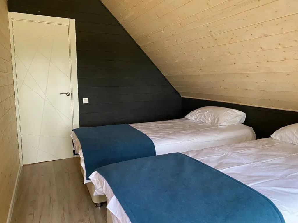 Глэмп Большой с балконом и с красивым видом из окна фото 5