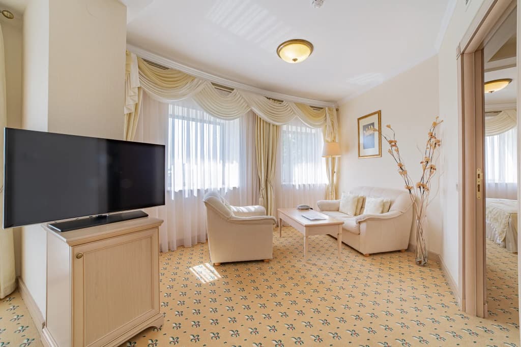 Двухместный люкс Premium с 2 комнатами с балконом двуспальная кровать фото 5
