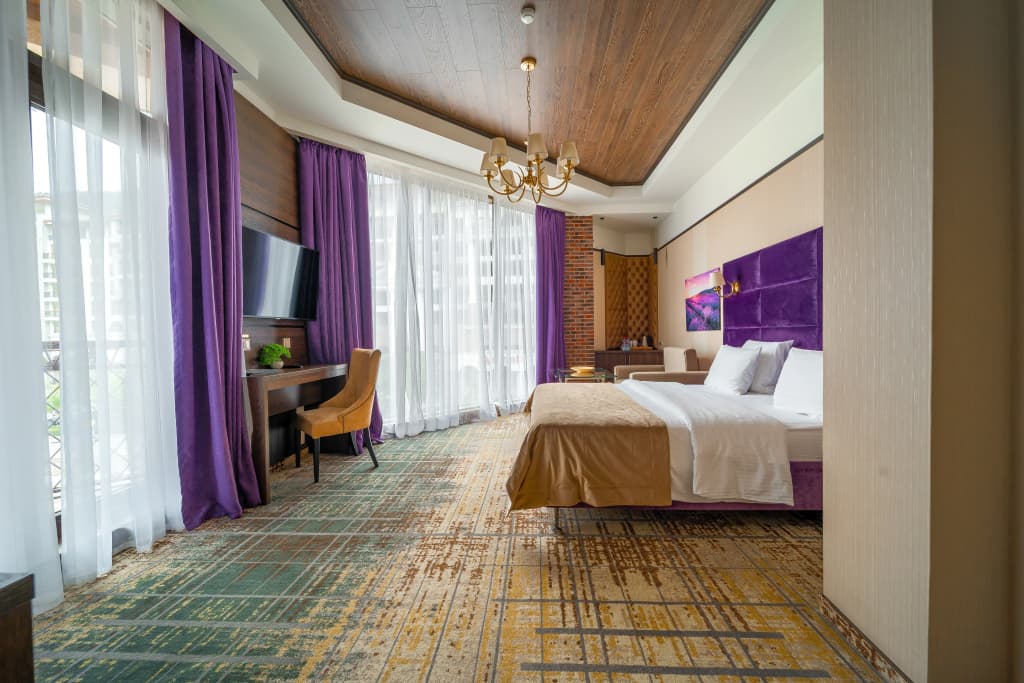 Двухместный номер Superior Deluxe с балконом двуспальная кровать фото 2