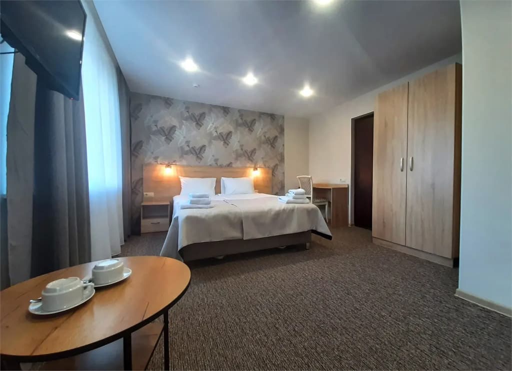 Двухместный номер Комфорт двуспальная кровать фото 5