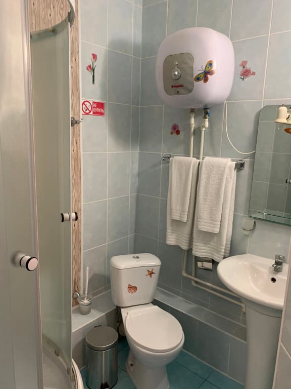 Двухместный номер Standard с балконом (2 отдельные кровати) фото 3