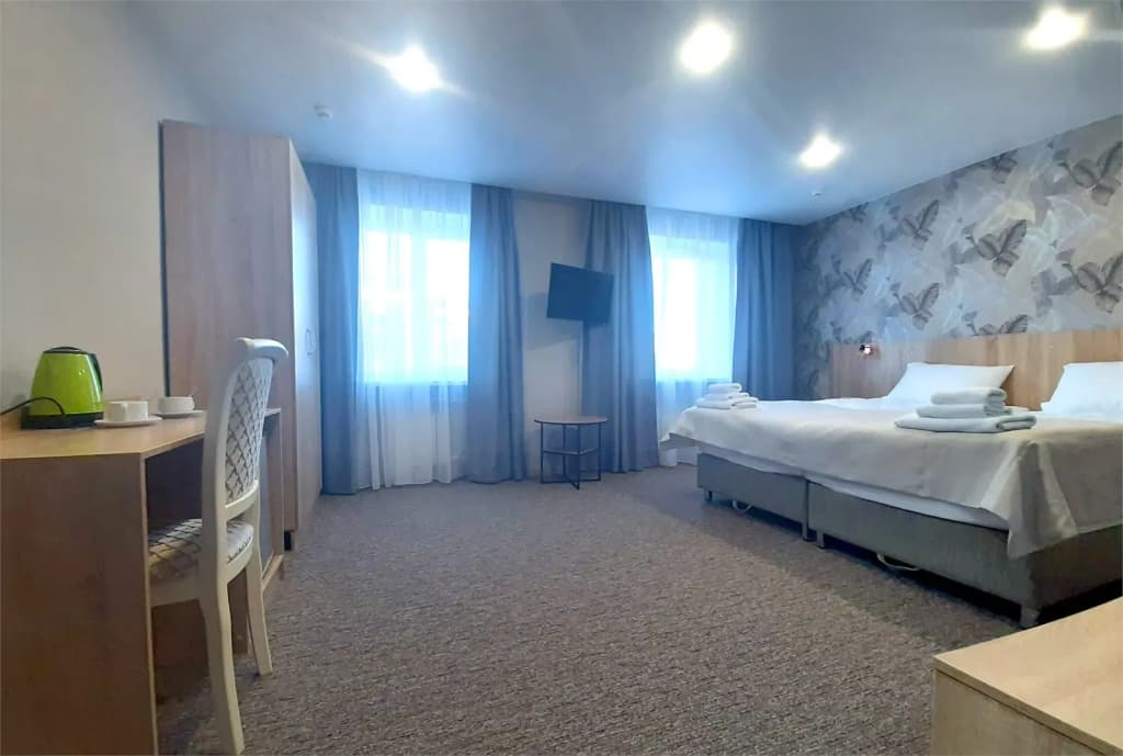 Двухместный номер Комфорт двуспальная кровать фото 6