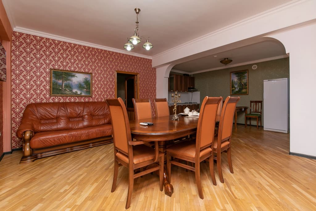 Четырёхместный люкс с 3 комнатами фото 18