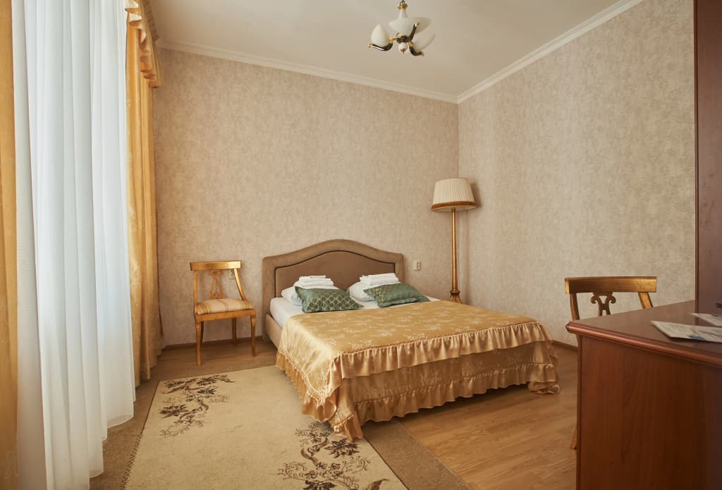 Двухместный люкс с балконом и с красивым видом из окна фото 6