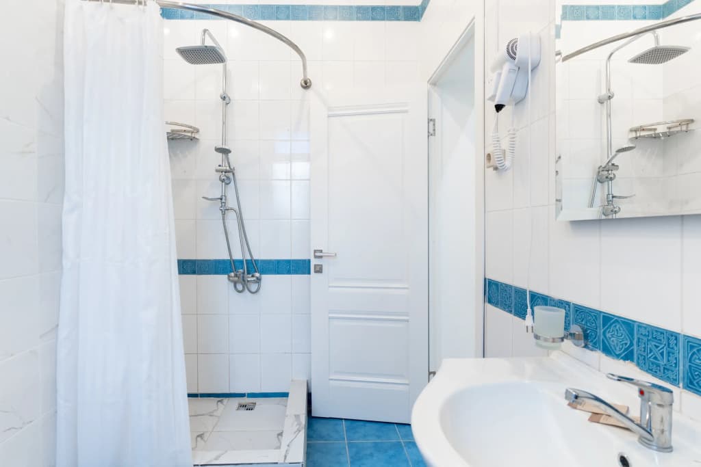 Двухместный номер Комфорт двуспальная кровать фото 7