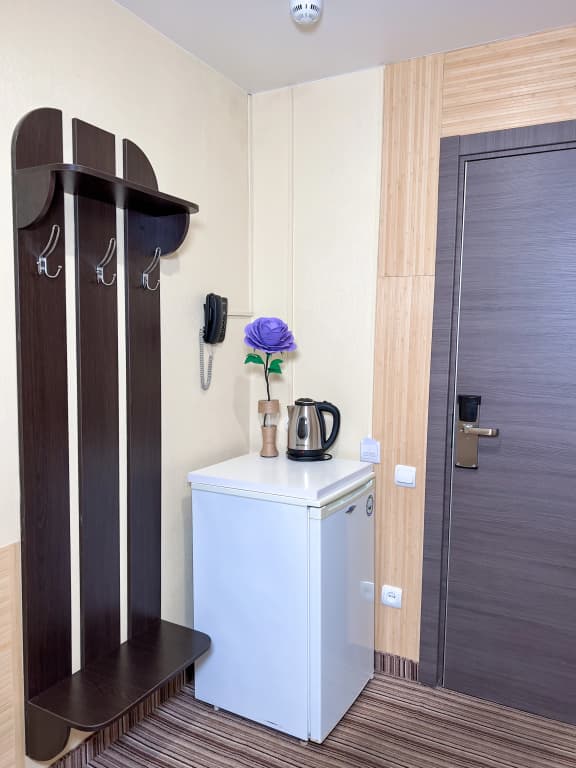 Двухместный семейный номер корпус 1 c 1 комнатой с балконом (2 отдельные кровати) фото 4