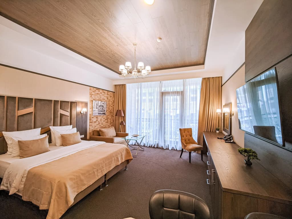 Двухместный номер Superior Deluxe с балконом двуспальная кровать фото 4