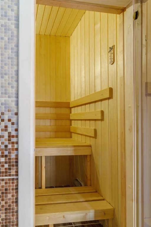 Четырёхместный коттедж Ягодный с красивым видом из окна фото 11