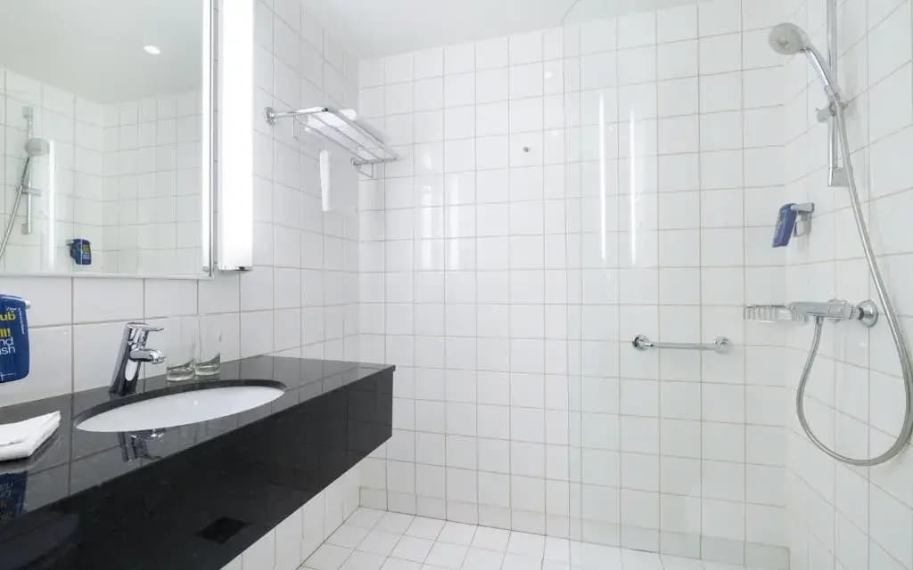 Двухместный номер Стандарт двуспальная кровать фото 6