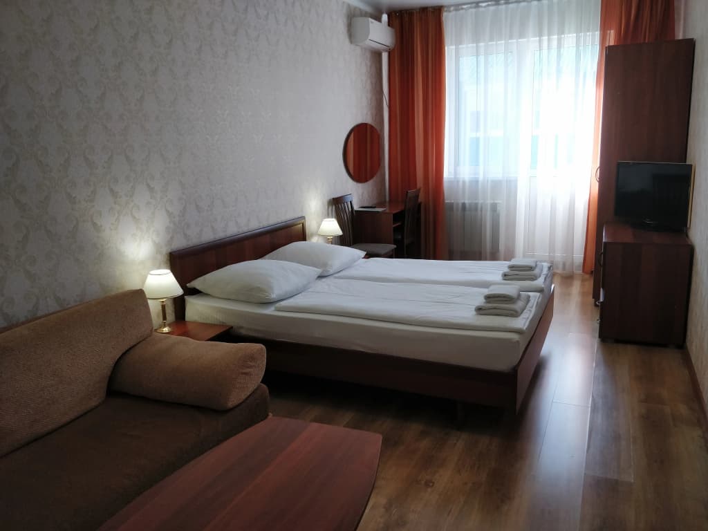 Двухместный номер 24 кв.м. с балконом двуспальная кровать фото 7
