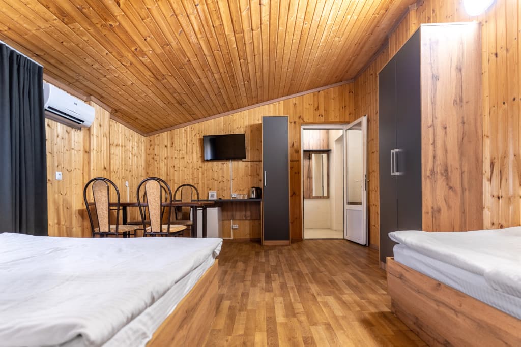 Пятиместный семейный номер Улучшенный Wood с 2 комнатами фото 9