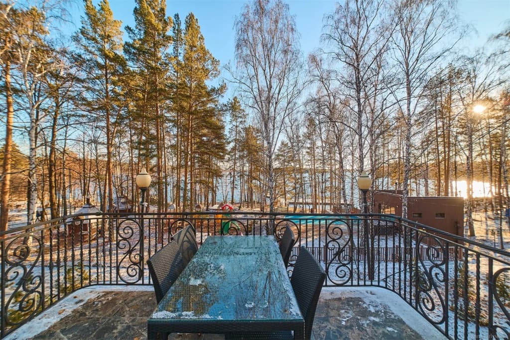 Двухместный Люкс (корпус Исландия) с балконом двуспальная кровать фото 6