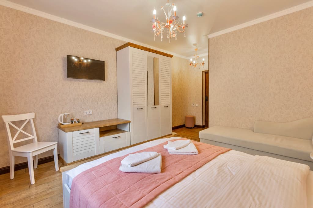 Двухместный номер Comfort с видом на горы двуспальная кровать фото 8