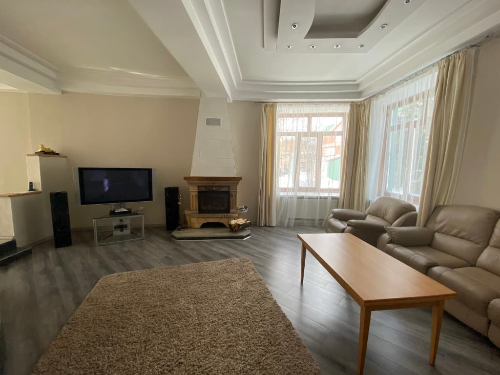 VIP Коттедж с балконом и с красивым видом из окна фото 7