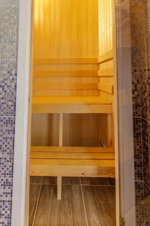 Четырёхместный коттедж Черничный с красивым видом из окна фото 10
