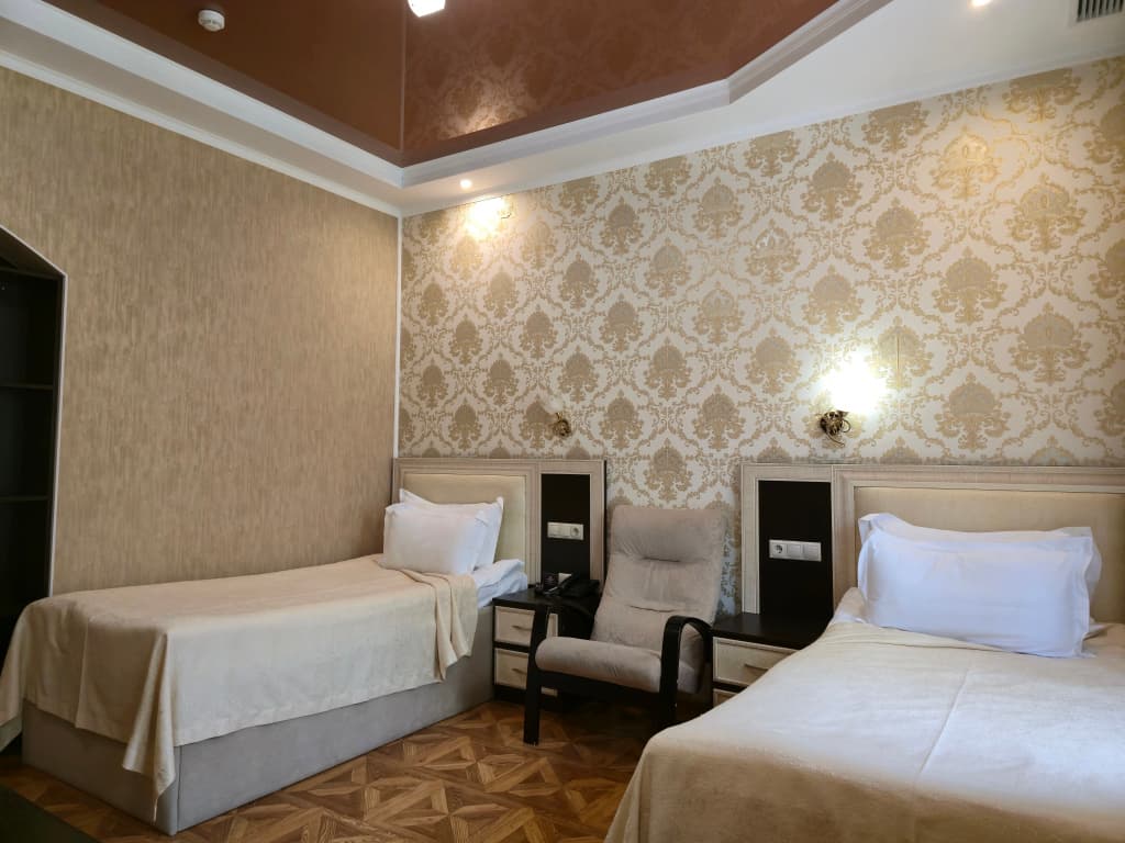 Двухместный номер Standard с балконом (2 отдельные кровати) фото 8
