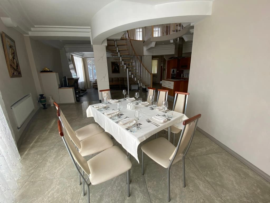 VIP Коттедж с балконом и с красивым видом из окна фото 10