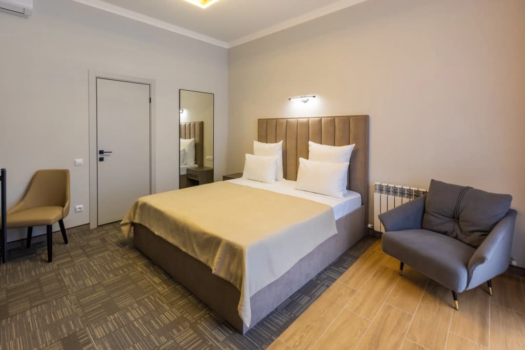 Двухместный номер Standard Comfort (коттеджи) двуспальная кровать фото 6