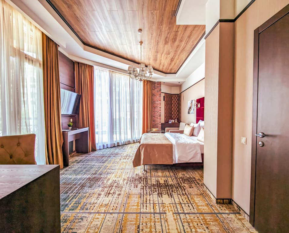 Двухместный номер Superior Deluxe с балконом двуспальная кровать фото 1