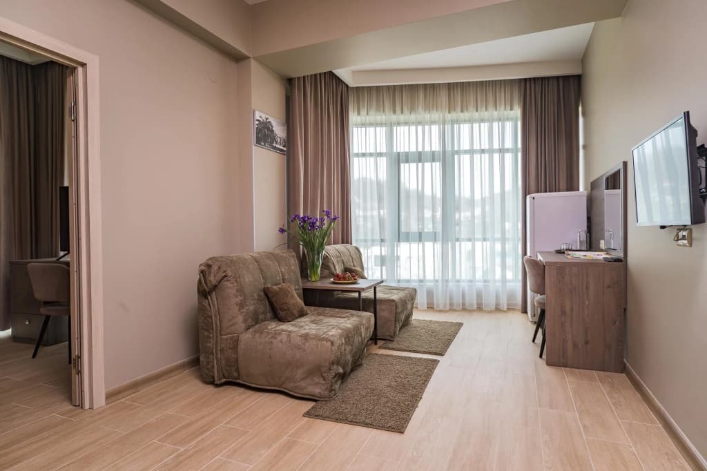 Двухместный номер корпус 1 Comfort с 2 комнатами двуспальная кровать фото 4