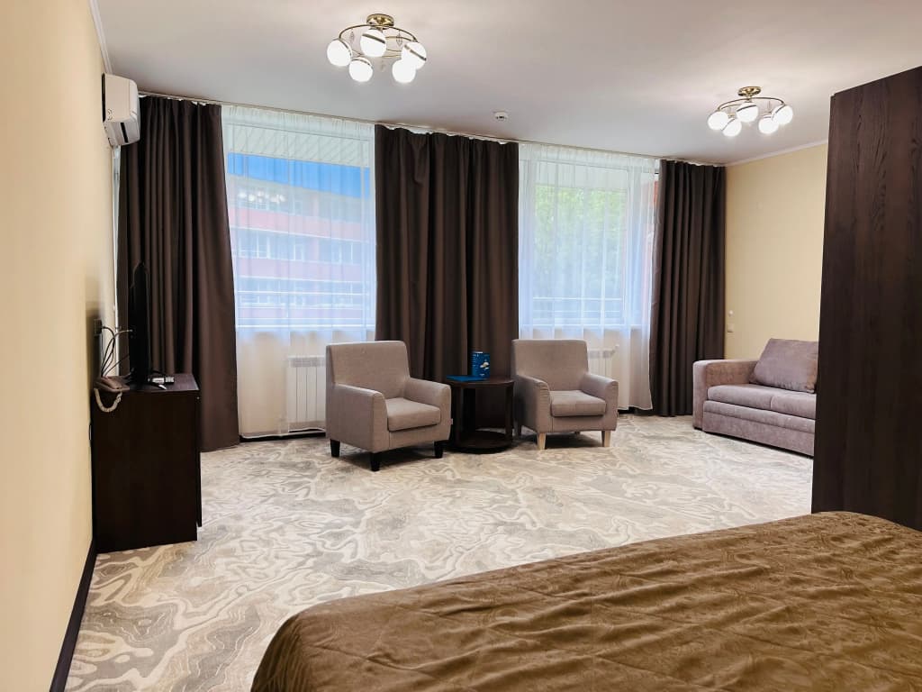 Двухместный номер Корпус 3 Комфорт c 1 комнатой с балконом фото 2