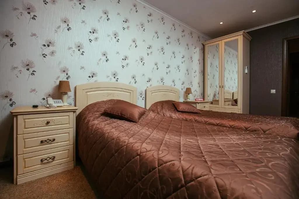 Двухместный номер Стандарт двуспальная кровать фото 2