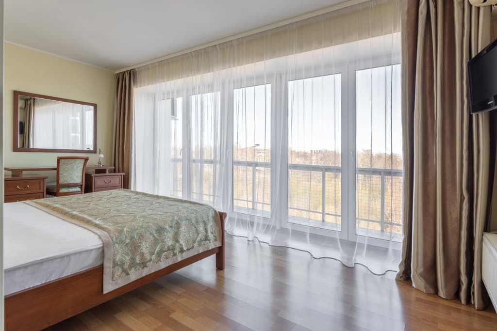 Двухместные апартаменты с балконом и с видом на озеро фото 4