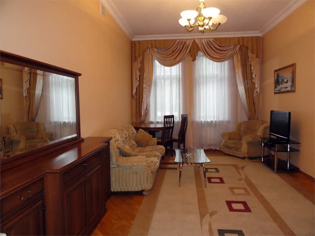 Пятиместный номер семейный с 2 комнатами фото 1