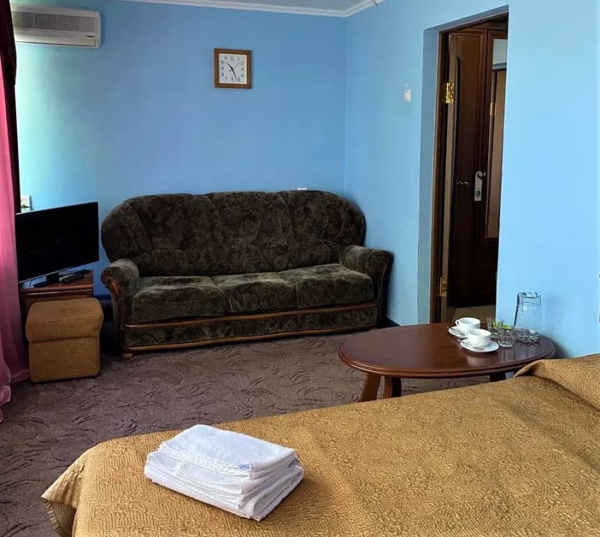 Номер Comfort с видом на внутренний двор фото 3