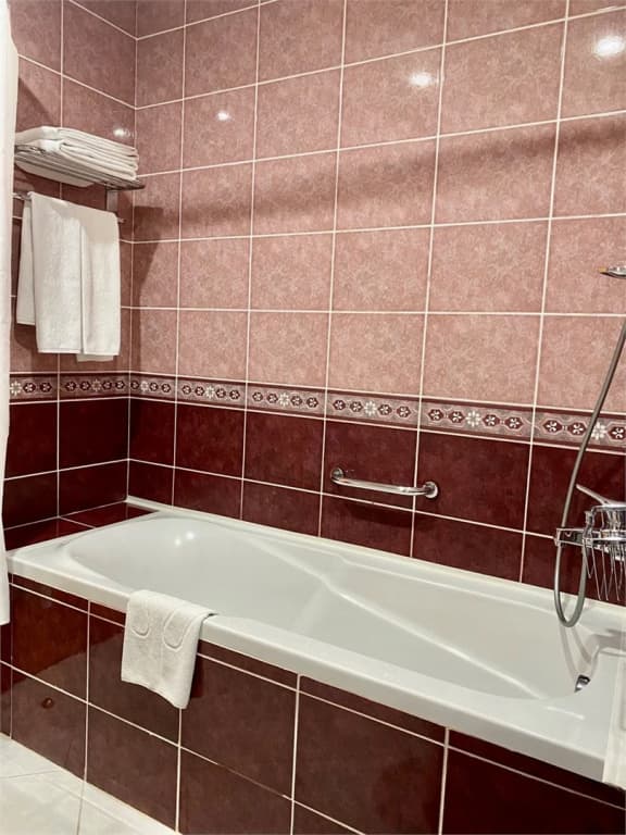 Двухместный номер (главный корпус) Standard с балконом и с боковым видом на море 2 отдельные кровати фото 4
