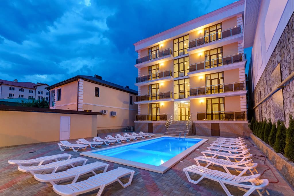 Атлас фото 3